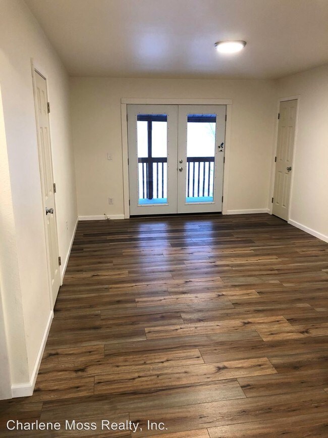 Foto del edificio - 1565 N Lakeview Dr