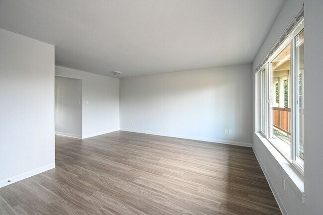 Foto del edificio - MOVE-IN SPECIAL: $300 OFF YOUR FIRST MONTH’S RENT!