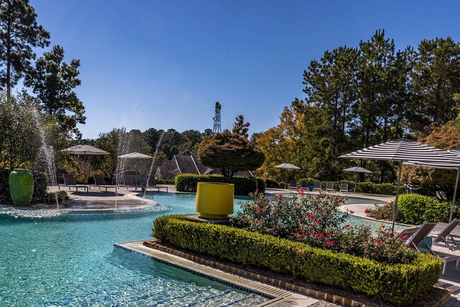 Lone Oak Homes - Lullwater Apartments