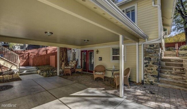 Building Photo - 448 S Marina St