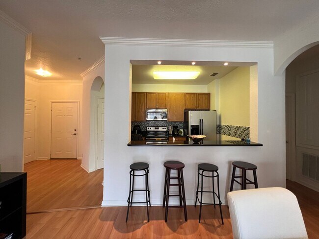 Foto del edificio - FURNISHED APARTMENT IN THE METROWEST AREA!