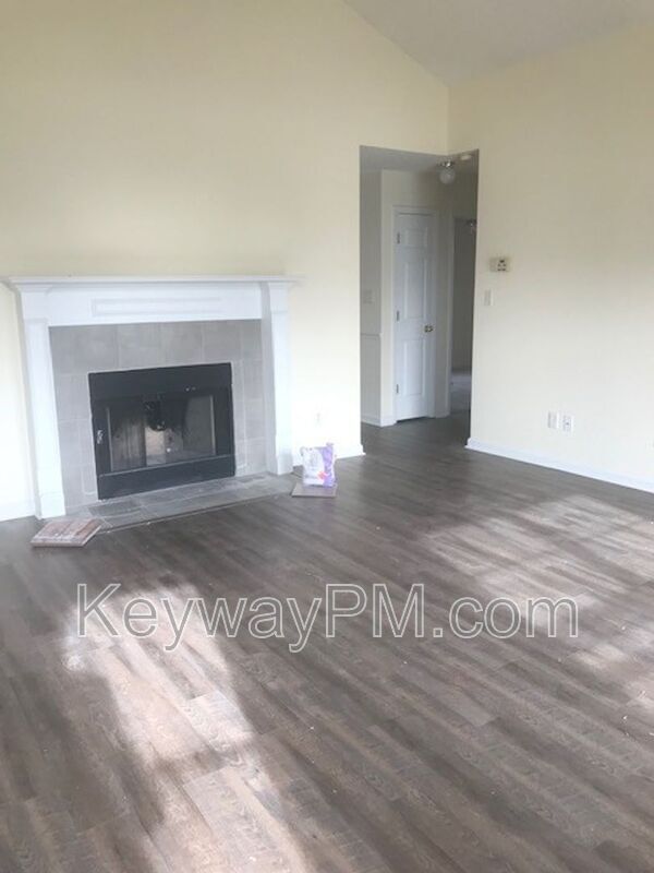 Building Photo - 1513 Sandstone Ln