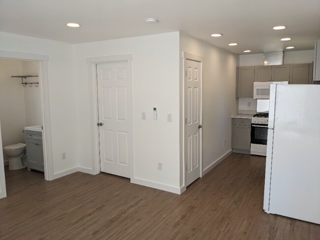 Foto del edificio - 1431 Northlake Way NW