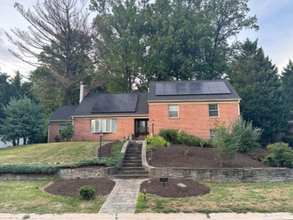 Building Photo - 6227 Clearwood Rd