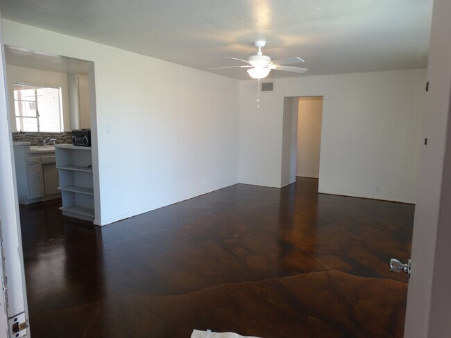 Foto del edificio - 4202 N 5th Ave