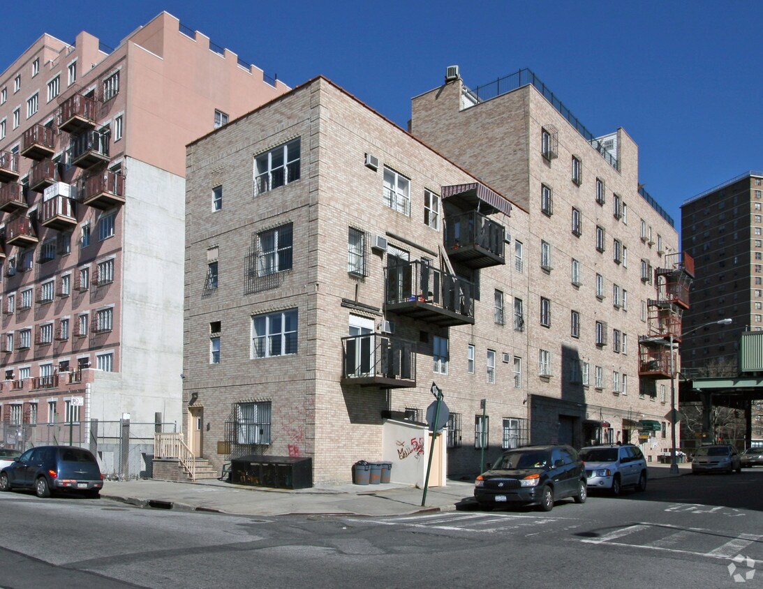 Building Photo - 47 Throop Ave