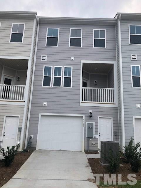 Building Photo - 704 Gimari Dr