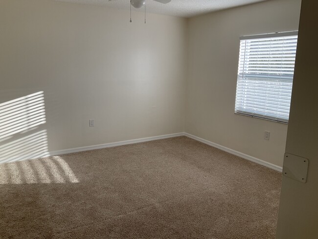 Building Photo - 2309 W Texas Ave