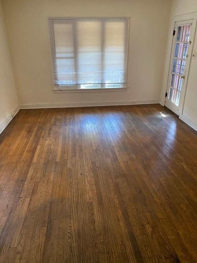 Primary Photo - 1 Bedroom with Basement & Enclosed Yard
