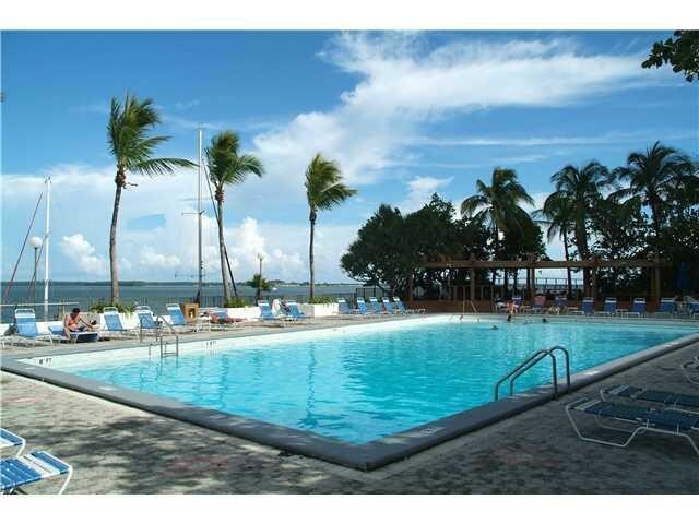 Primary Photo - 801 Brickell Bay Dr