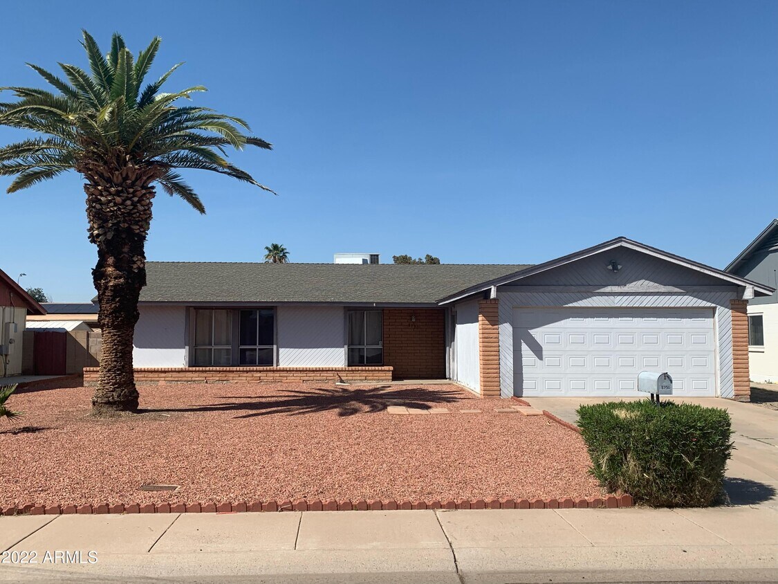 Foto principal - 8730 W Pierson St