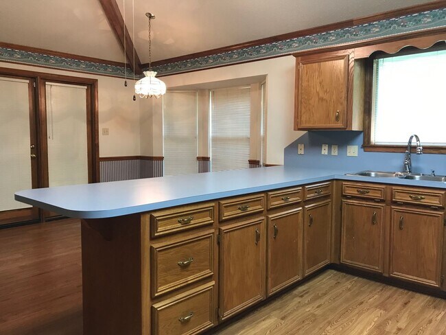 Foto del edificio - Beautiful Brick Home off Williamson Way in...