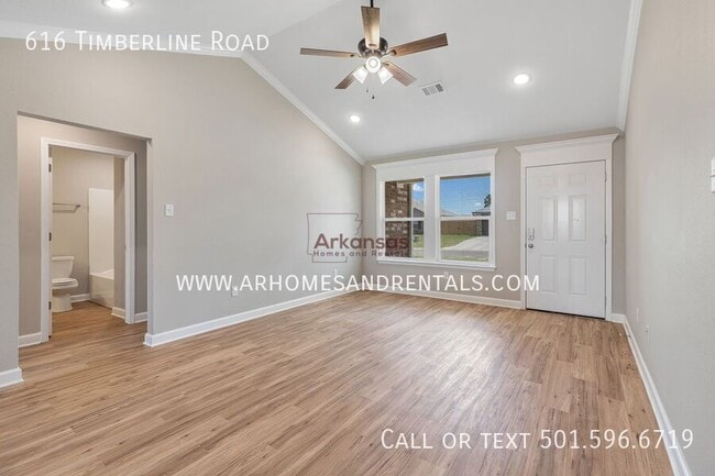 Foto del edificio - 616 Timberline Rd