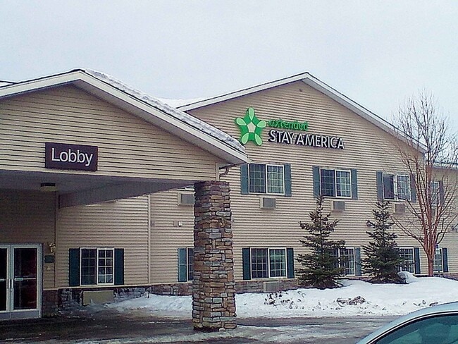 Building Photo - Furnished Studio-Fairbanks - Old Airport Way