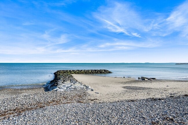 Foto del edificio - 249 Winthrop Shore Dr