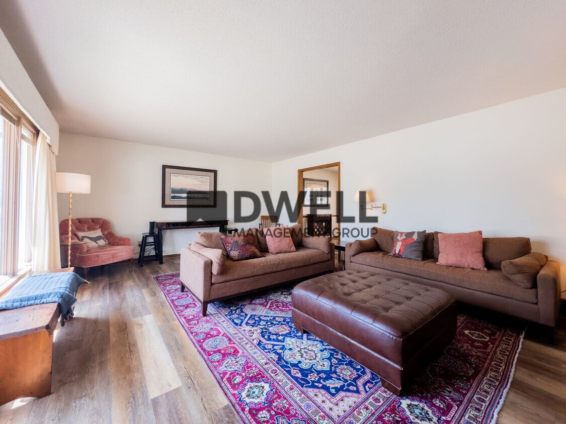 Primary Photo - 1205 Folwell Dr SW