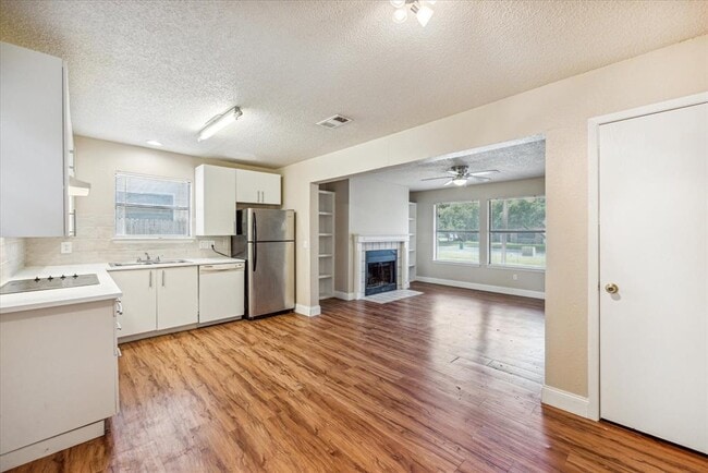 Building Photo - 2809 Jadewood Ct