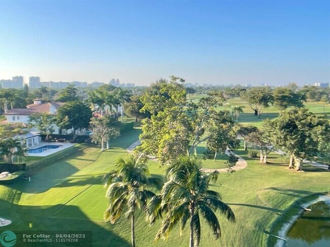 Foto del edificio - 2500 NE 48th Ln