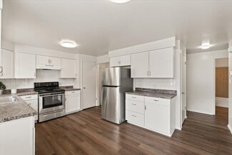 Building Photo - 775 1st St