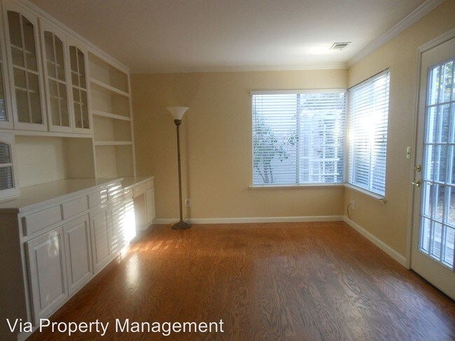 Building Photo - 2066 Eilene Dr
