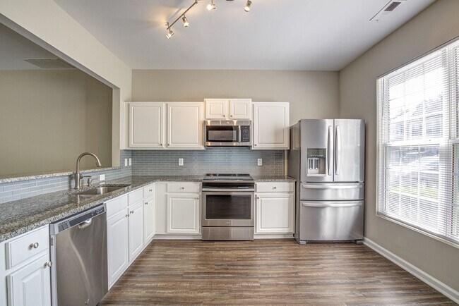 Foto del edificio - 5101 Echo Ridge Rd