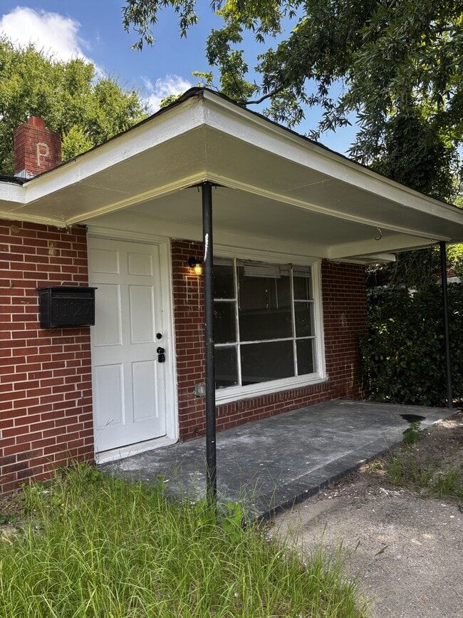 Building Photo - 1127 Olivia Ln