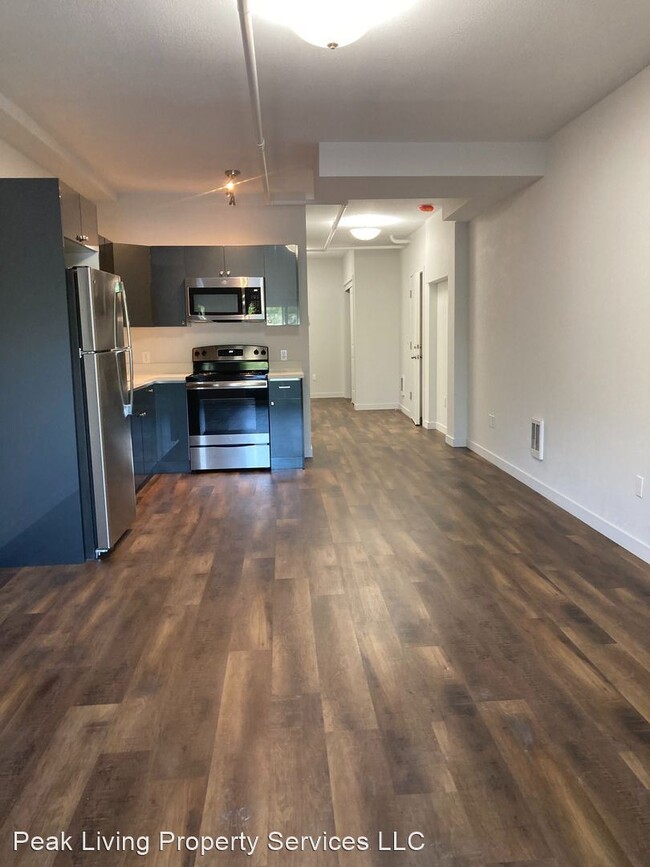 Foto del edificio - 1713 Dexter Ave N