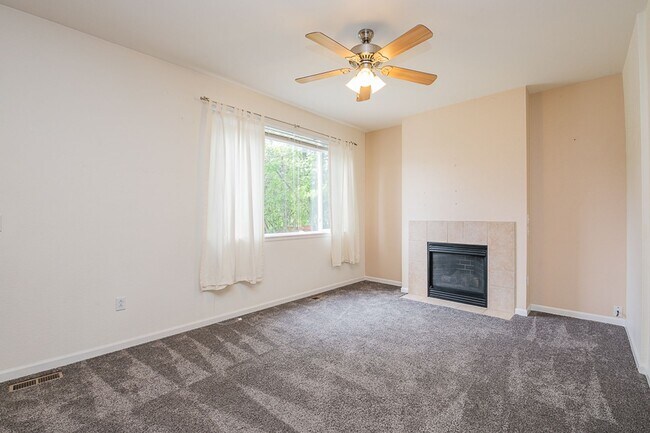 Foto del edificio - Desirable Sage Creek Living | Open Layout + Stunning Primary Suite