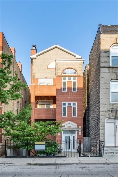 Primary Photo - 1655 N Halsted St