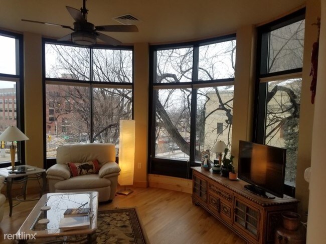 Building Photo - 1 br, 2 bath Condo - 224 Canyon Ave