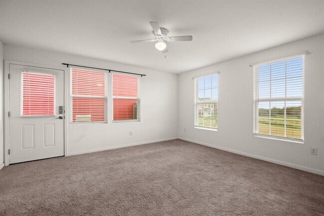 Foto del edificio - 462 Ferrule Dr