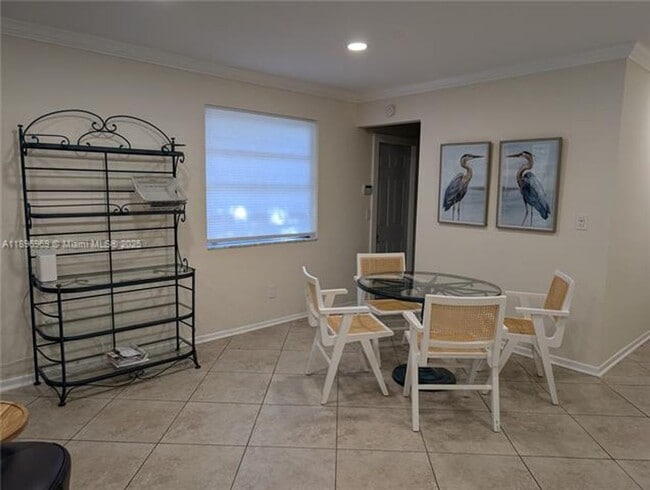 Foto del edificio - 850 Benevento Ave