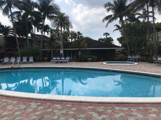 Foto del edificio - 8307 SW 142nd Ave