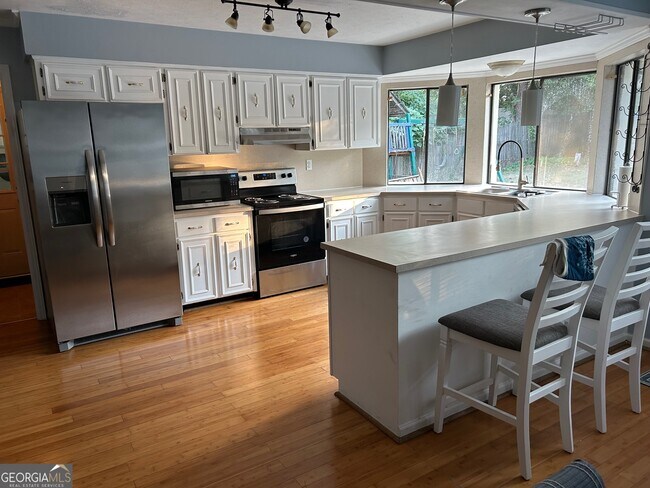 Building Photo - 6317 Fox Chapel Dr