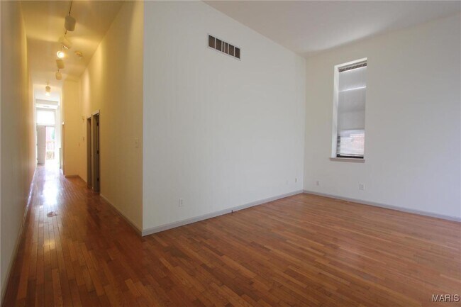 Foto del edificio - 3904 Shenandoah Ave
