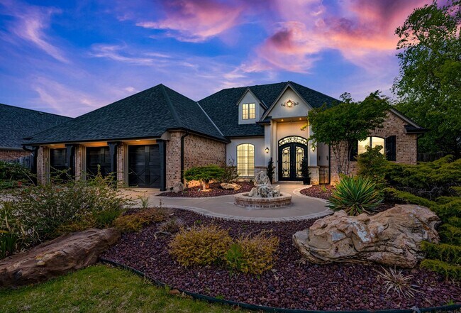 Foto del edificio - 404 NW 76th- Hot new listing!