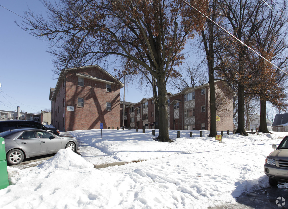 Primary Photo - Church Hill Apartments