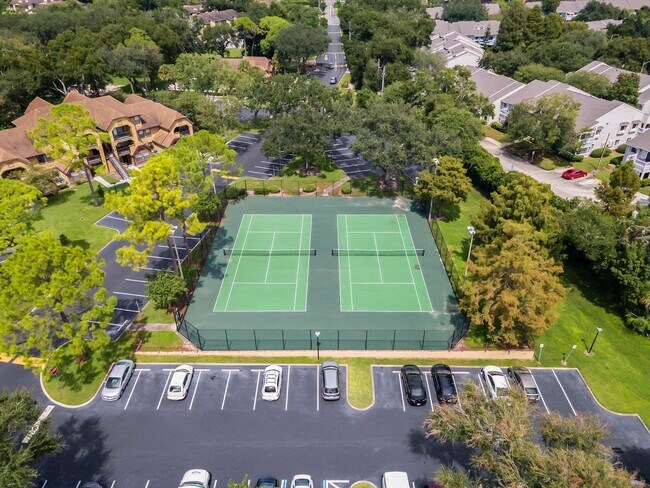 Foto del edificio - Beautiful 1/1 Condo in Gated Lakefront Com...