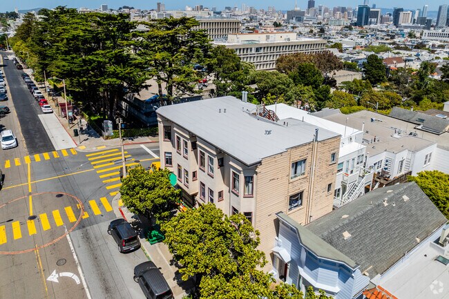 Building Photo - 101-109 Castro St