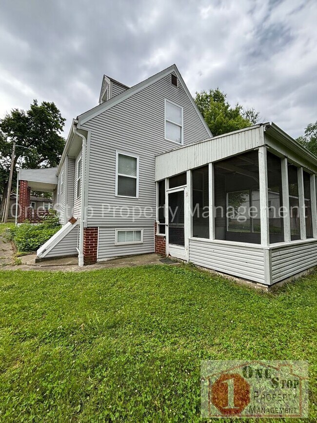 Foto del edificio - 2 Bedroom, 1.5 Bathroom Home in Independen...