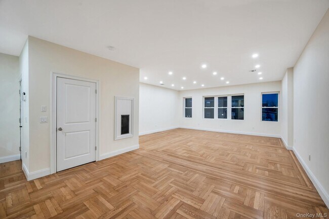 Foto del edificio - 41-06 25th Ave