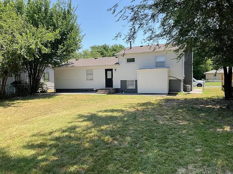 Primary Photo - 2118 S 102nd E Ave