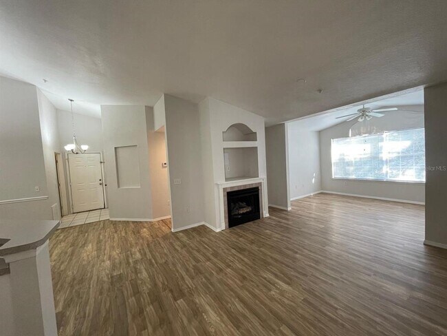 Foto del edificio - 3313 S Kirkman Rd