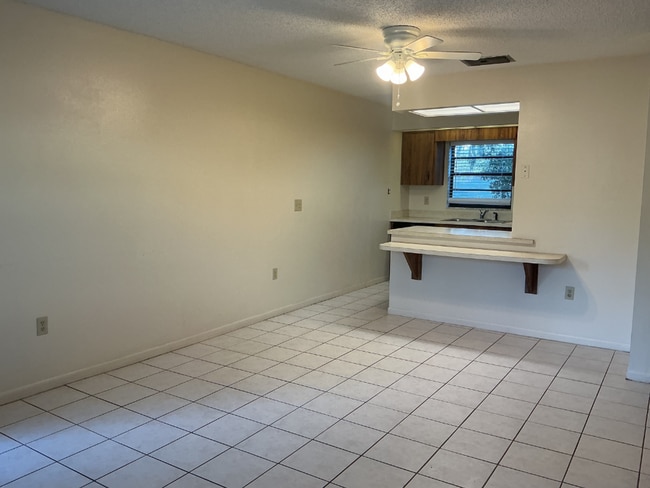 Building Photo - 1112 South Blvd