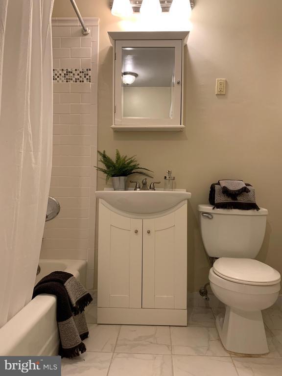 Foto del edificio - 135 S 19th St