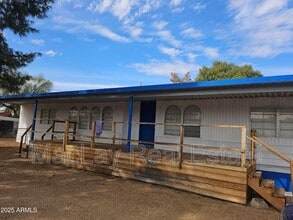 Building Photo - 720 S 97th Pl