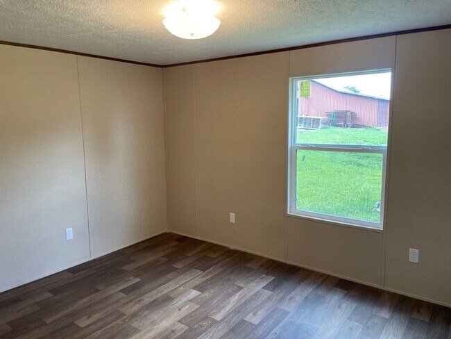Foto del edificio - NEW 3 BED, 2 BATH MOBILE HOME IN DENTON AREA!