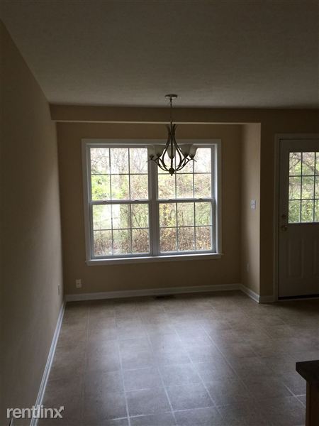 Building Photo - 10104 Charlie Rose Ct
