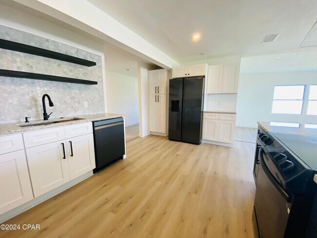 Foto del edificio - 2805 W 21st St