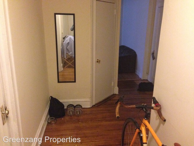 Building Photo - 4532 Walnut St